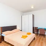 With A Parking Space Jesenice, Omis - 15928 公寓 *