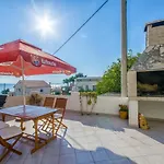 With A Parking Space Jesenice, Omis - 15928 Krilo