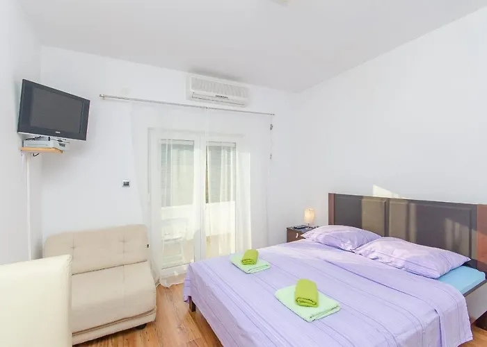 With A Parking Space Jesenice, Omis - 15928 Appartement